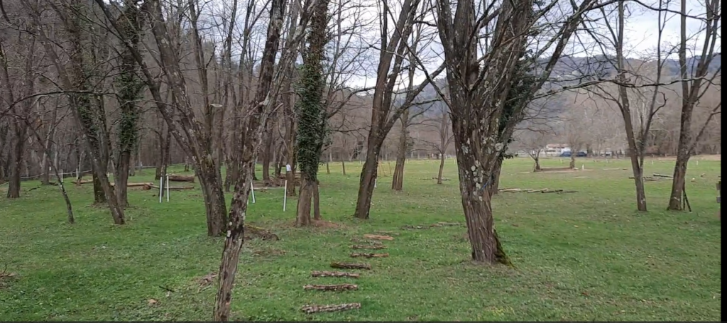 MOUNTAIN TRAIL PARK
